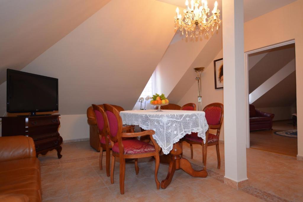 Hotel Gracja Gorzow Wielkopolski Ngoại thất bức ảnh