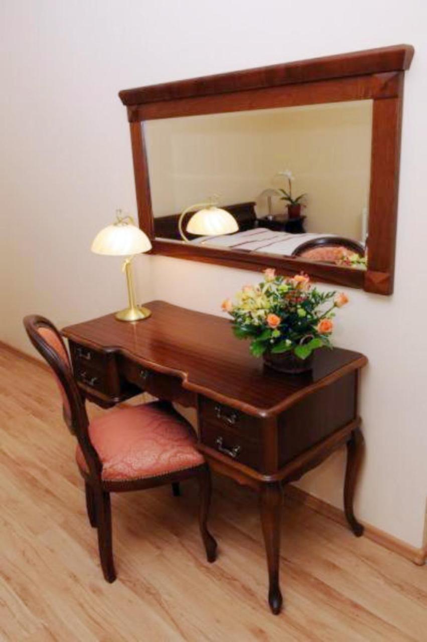 Hotel Gracja Gorzow Wielkopolski Ngoại thất bức ảnh