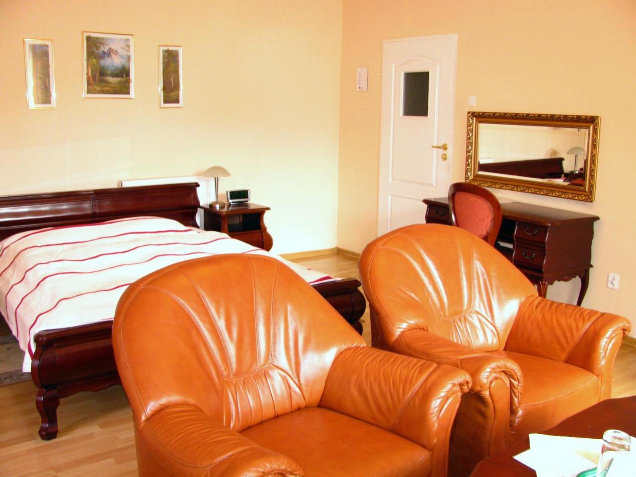 Hotel Gracja Gorzow Wielkopolski Ngoại thất bức ảnh