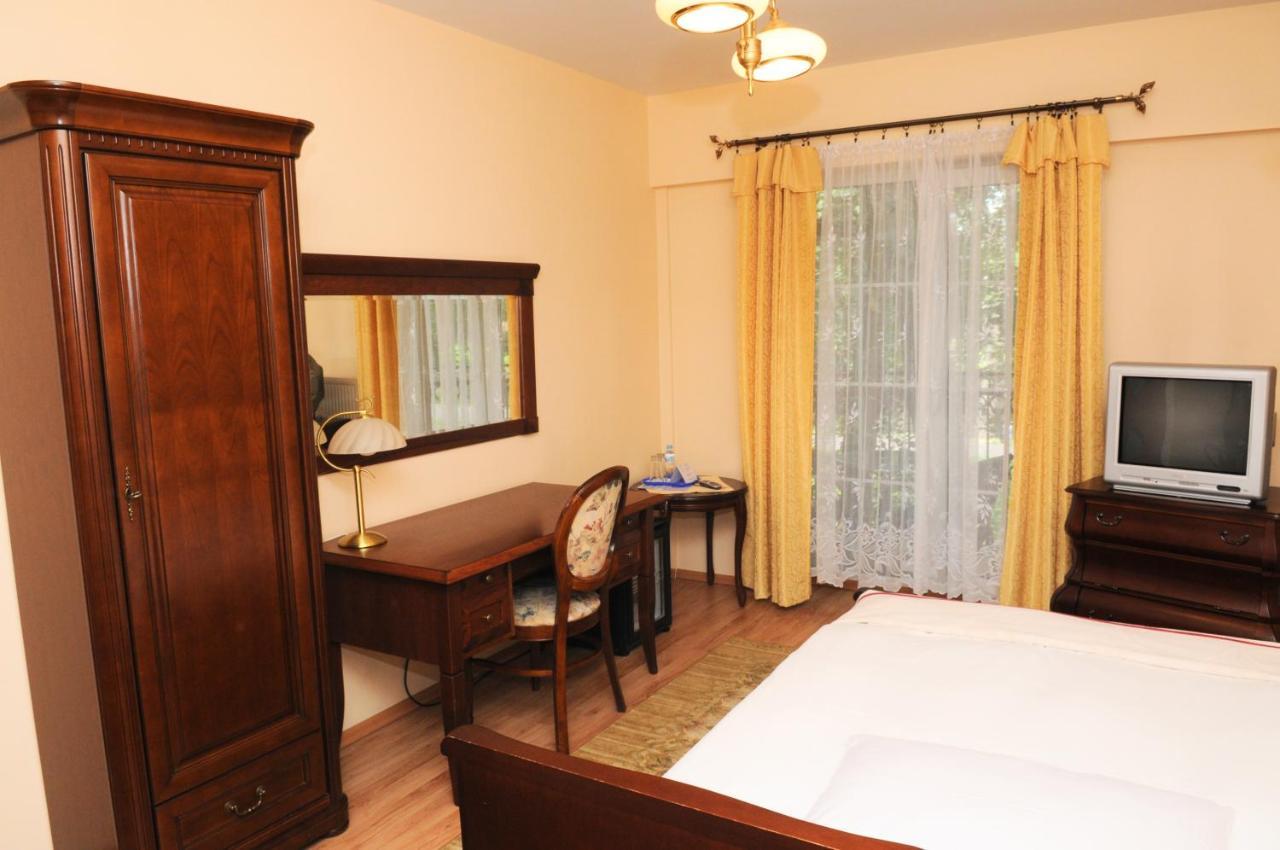 Hotel Gracja Gorzow Wielkopolski Ngoại thất bức ảnh