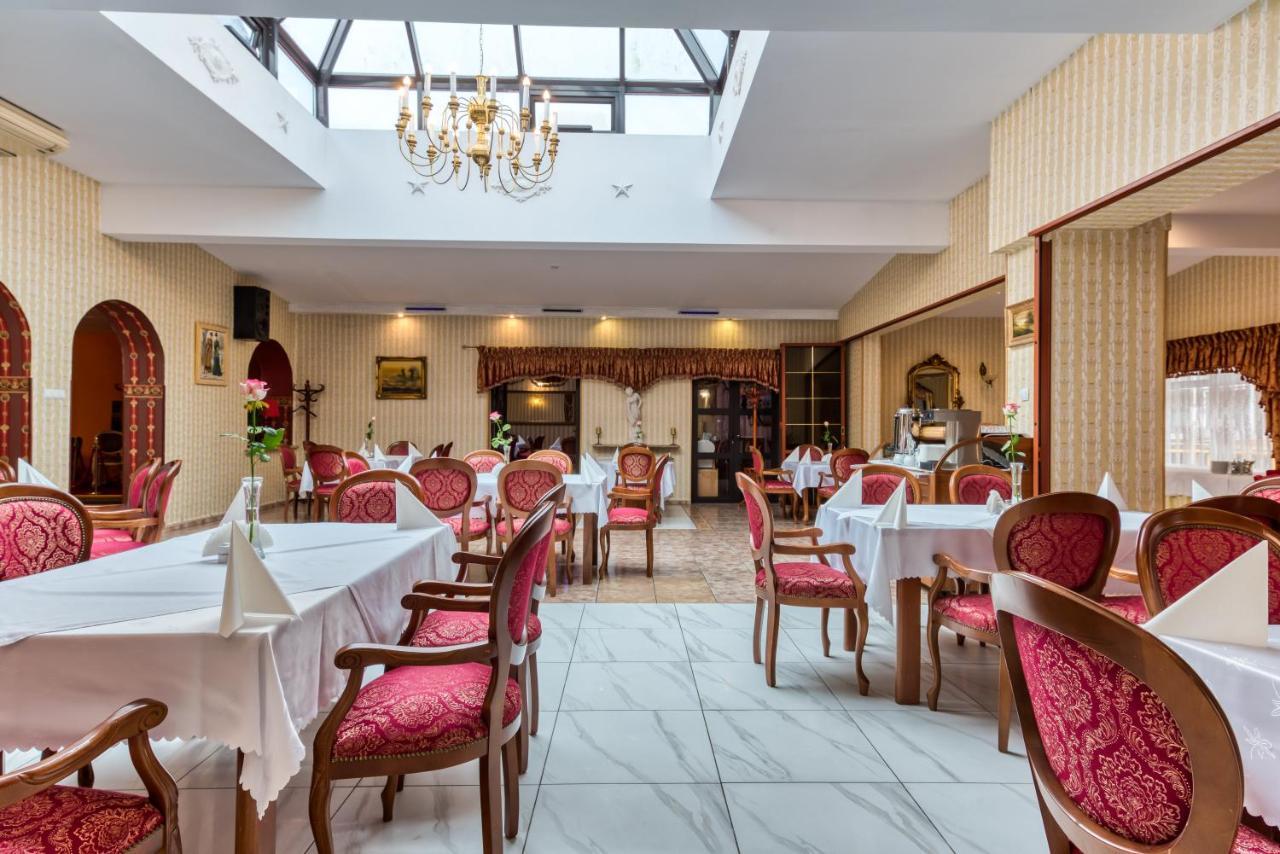 Hotel Gracja Gorzow Wielkopolski Ngoại thất bức ảnh